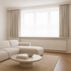 ELSA Offwhite gordijn kant en klaar voor haakjes. Ook geschikt voor roede. 180 cm lengte.