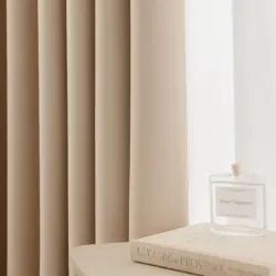 ELSA Beige gordijn kant en klaar voor haakjes. Stofdetail.