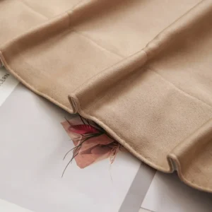 Lemoni Licht taupe semi-verduisterend gordijn plooiband bovenkant