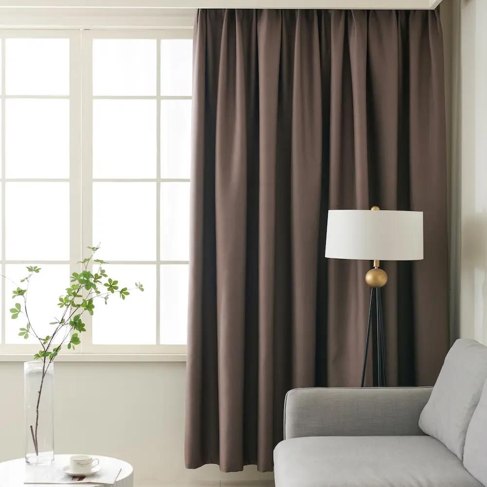 Lemoni verduisterend gordijn met plooiband - Donker taupe - woonkamer