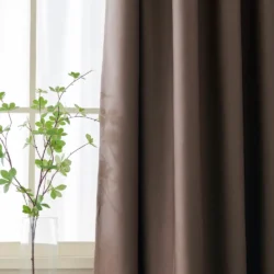 Lemoni verduisterend gordijn met plooiband of ringen - Donker taupe - hangend - midden