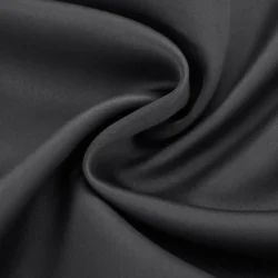 Ruben en Elsa zwart verduisterend gordijn met ringen stofdetail 1