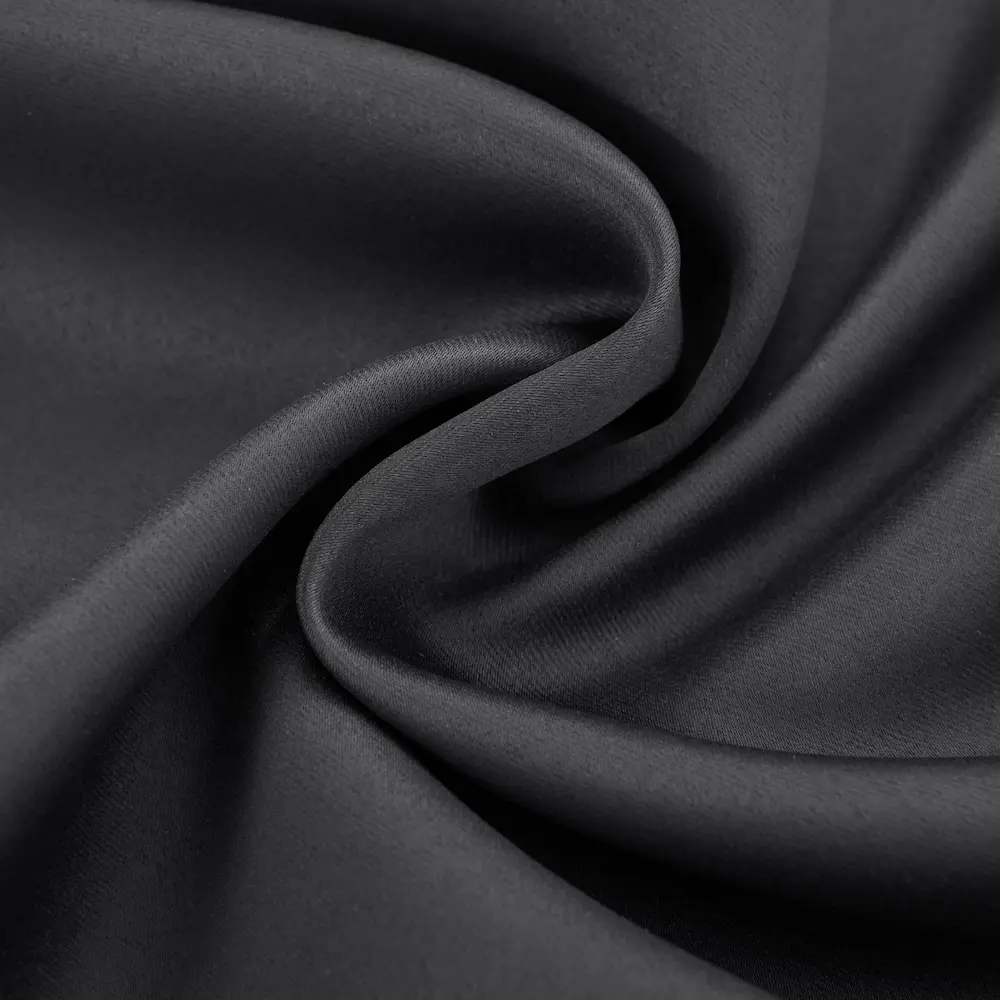 Ruben en Elsa zwart verduisterend gordijn met ringen stofdetail 1