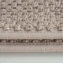 Maroyathome handdoeken van 100% katoen in beige zijn vakkundig afgewerkt