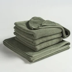 Uno set handdoeken met handdoeken, badlaken en haarhanddoek groen