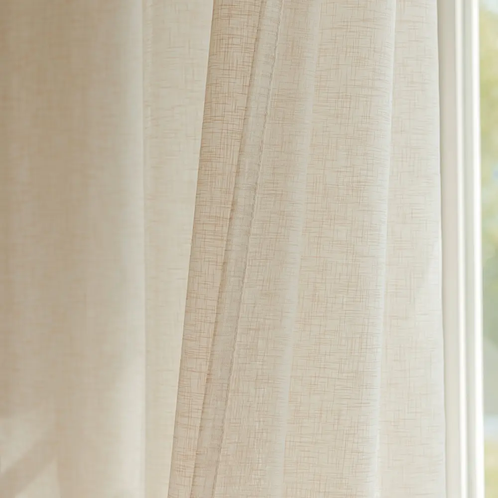 Bibiana vitrage kant en klaar - Beige - Volledig afgewerkt en afgezoomed. Voor een luxe uitstraling.