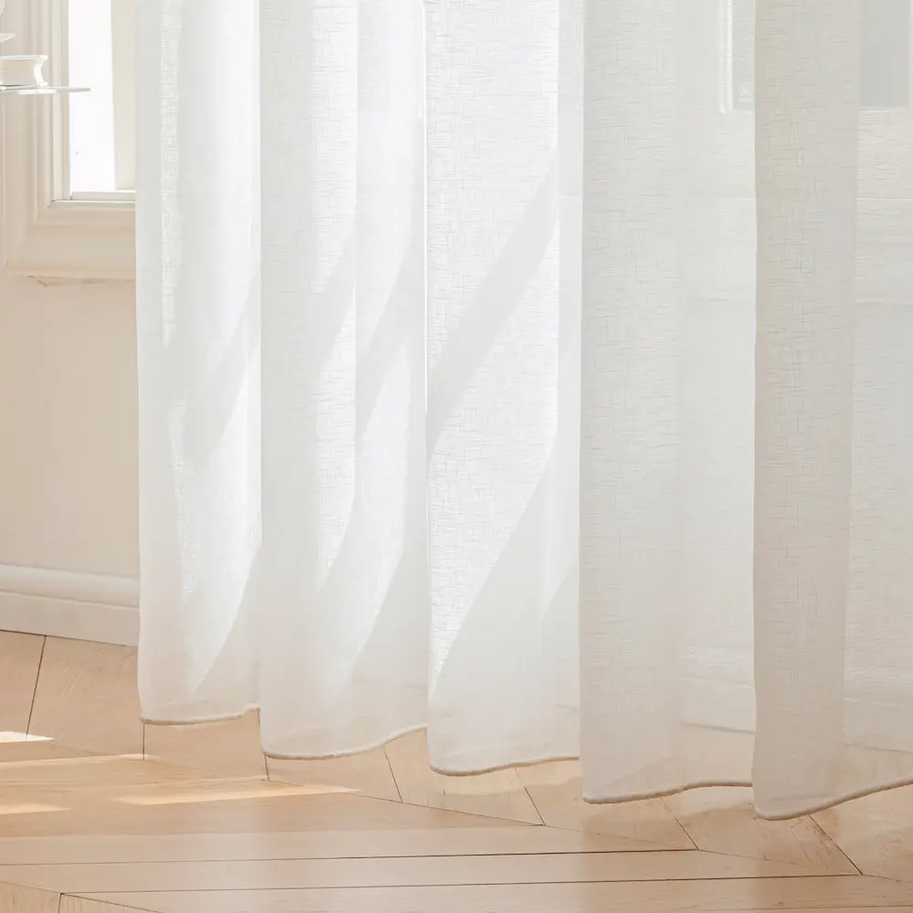 Bibiana vitrage kant en klaar met multifunctionele plooiband - Off White. Met loodveter aan de onderkant. Betaalbare Luxe.